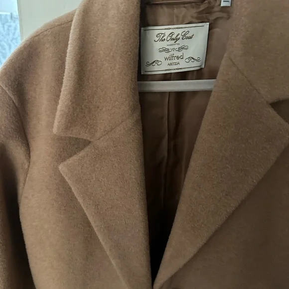 Aritzia Camel Wool Coat - Picture 5 of 6